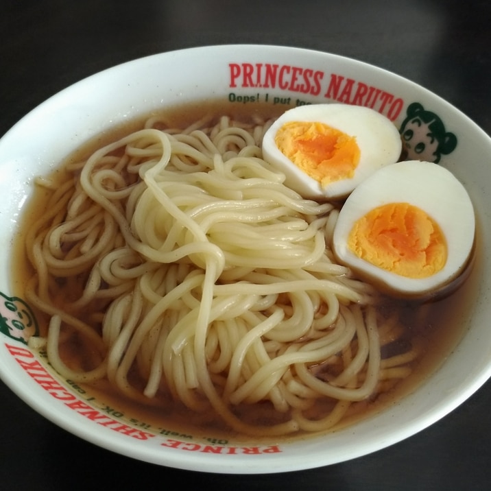混ぜるだけ。簡単醤油ラーメン